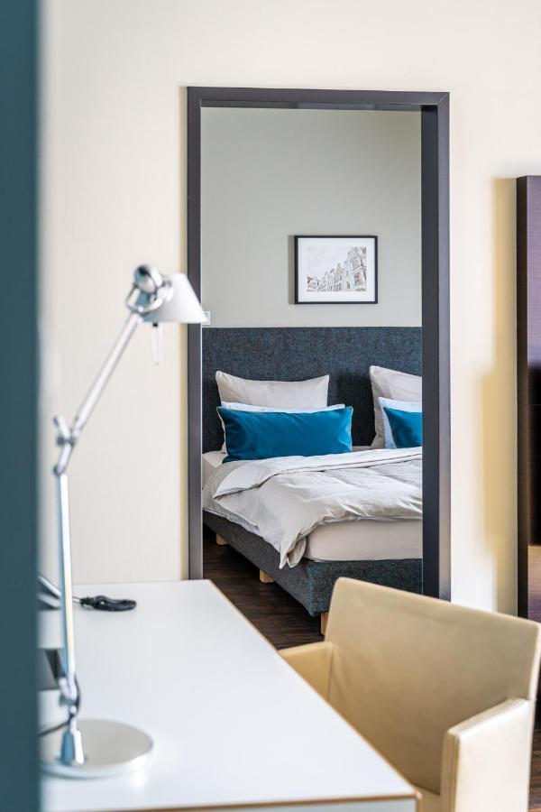 The Hotel 4*
